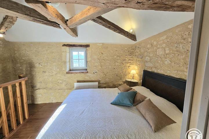 Gîte pour 2 personnes, avec jacuzzi et jardin à Monsac - 3