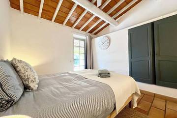 Villa pour 9 Personnes dans Gordes, Parc naturel régional du Luberon, Photo 2