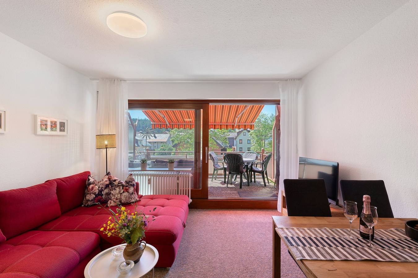 Ganze Wohnung, Ferienwohnung 'Schwarzwald Residenz Hirschen' mit Bergblick, Balkon und Wi-Fi in Schönwald, Südschwarzwald