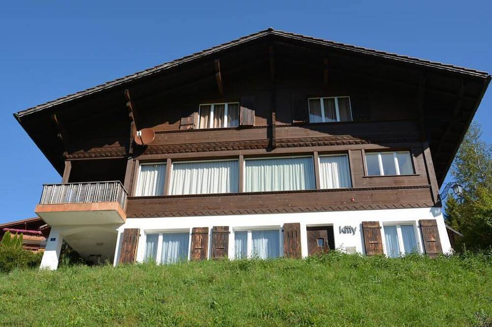 Ganze Wohnung, Kitty (Parterre) Appartement/Fewo, Dusche oder Bad, Wc 4-Bettwohnung in Saanenmöser, Saanen