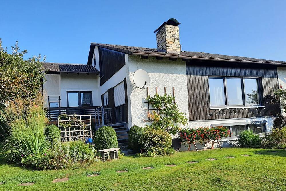 Ganze Wohnung, Ferienwohnung Keckl mit Terrasse und Garten in Beilngries, Altmühltal