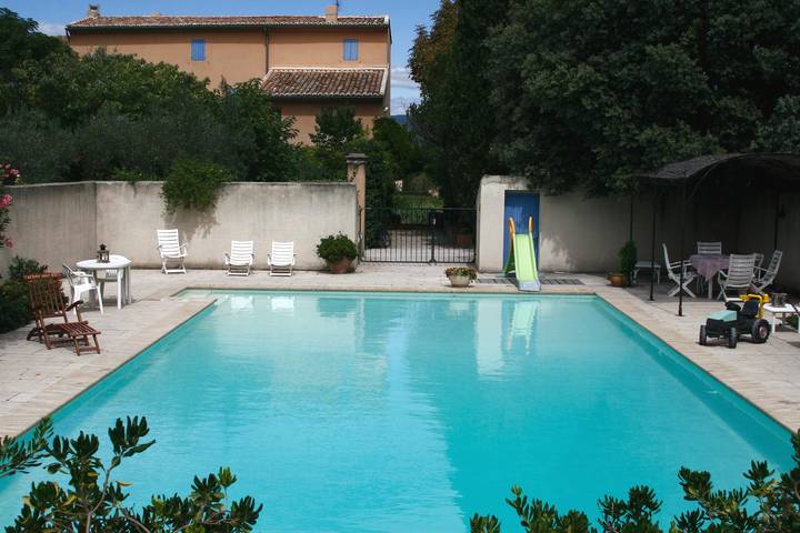 Gîte pour 2 personnes, avec piscine à Carpentras - 4