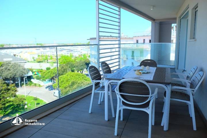 Ferienwohnung für 5 Personen, mit Balkon in Jesolo - 2
