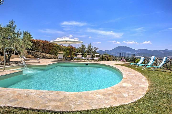 Villa Montone in Montone (Italia), Valtiberina