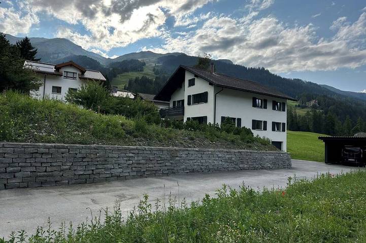 Villa für 9 Personen, mit Garten und Sauna in der Schweiz