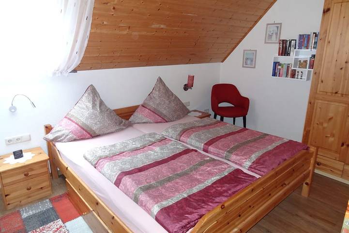 Ferienwohnung für 4 Personen, mit Balkon und Garten in Waischenfeld - 3