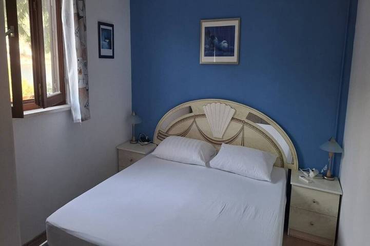 Ganze Wohnung, One bedroom Apartment with Sea View and Balcony in Ston, Dubrovnik-Neretva