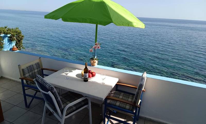 Appartement de vacances pour 3 personnes, avec Balcon ainsi que Terrasse et Vue
