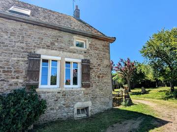 Gîte pour 10 personnes à Clomot