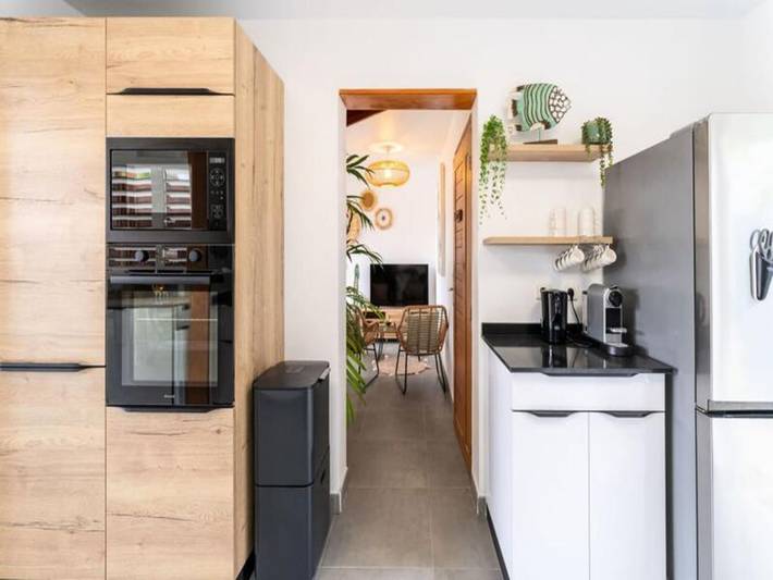 Gîte pour 6 personnes, avec jardin et piscine dans Le Chameau Terre De Haut - 3