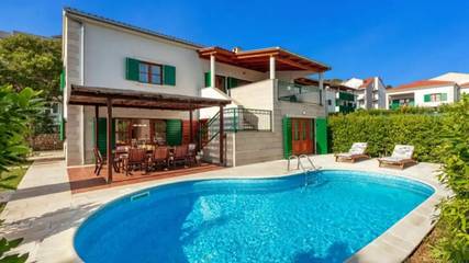 Villa for 8 People in Hvar City, Split-Dalmatia, Photo 2