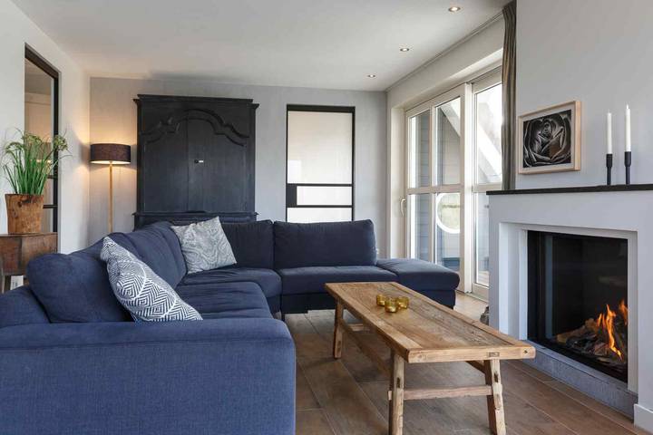 Luxuriöse Villa für 8 Personen mit privater Sauna am Tjeukemeer in Friesland in Delfstrahuizen, Friesland