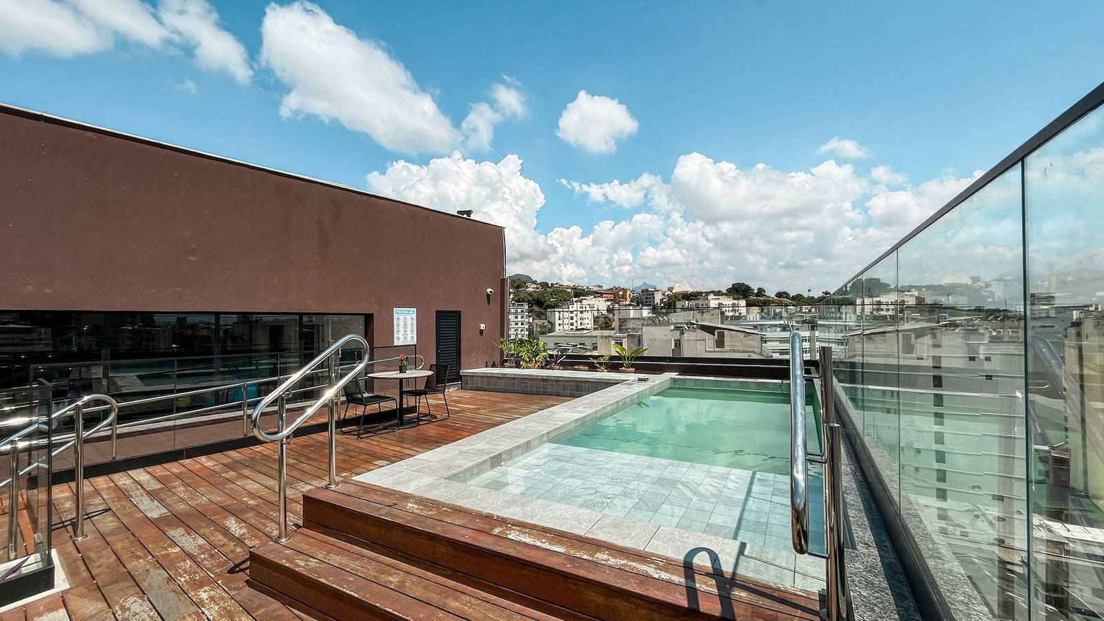Monolocale intero, Modern studio in Lapa with pool and gym | R1205 in Santa Teresa (RJ), Rio de Janeiro