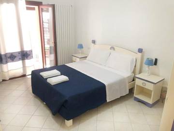 Maison d’hôte pour 2 personnes, avec jardin et terrasse dans Santa Teresa Gallura
