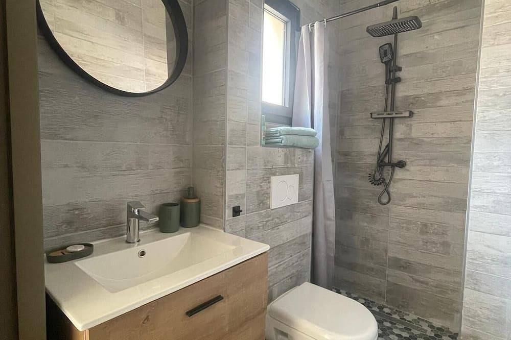 Apartamento entero, Charming contemporary apartment in Prades le Lez in Prades-le-Lez, Region de Montpellier