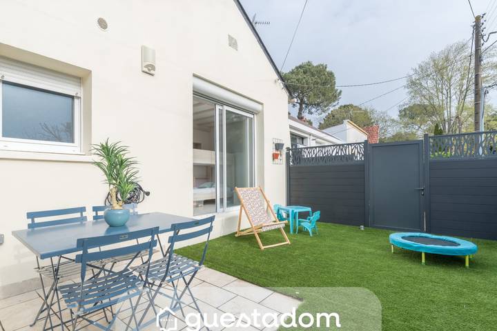 Maison de vacances pour 4 personnes, avec Terrasse et Jardin