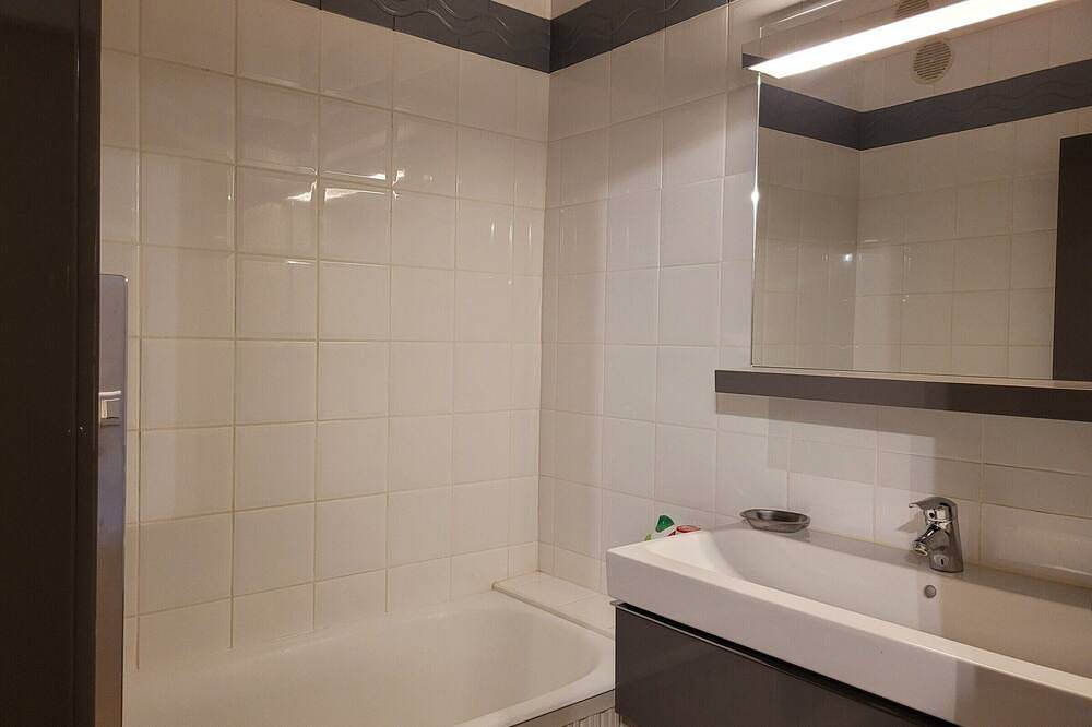 Appartement entier, Bel appart Sud sur pistes, 2 chambres, parking, Pra-Loup 1600 in Pra-Loup (station de ski), Pra-Loup