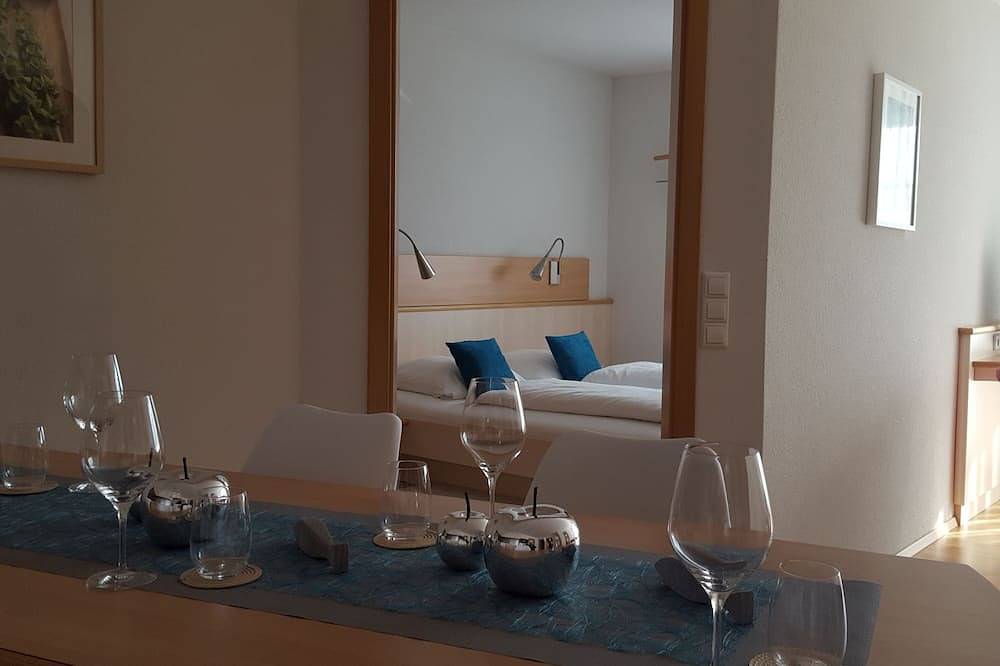 Ganze Wohnung, Ferienwohnung, 55 qm, 1 Wohnzimmer, 2 Schlafzimmer, max. 2 Erwachsene + 2 Kinder in Illmensee, Nördlicher Bodensee region