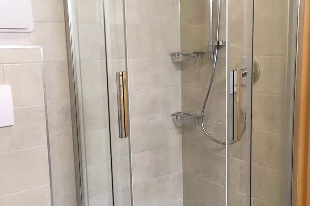 Geheel appartement, Vacation apartment/apartment for 8 guests with 72m² in Königsleiten in Königsleiten, Pinzgau