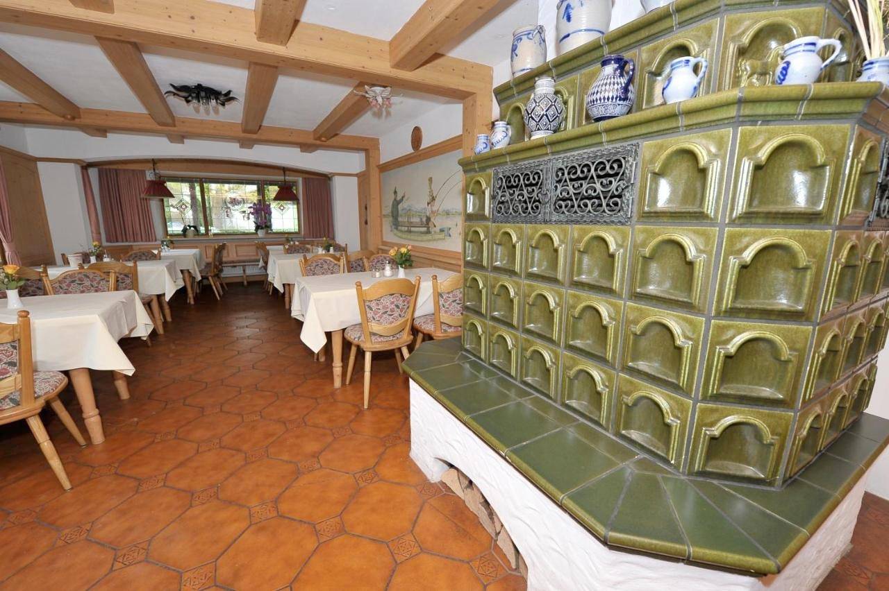 Landgasthof Drei Rosen in Bernried, Starnberger See