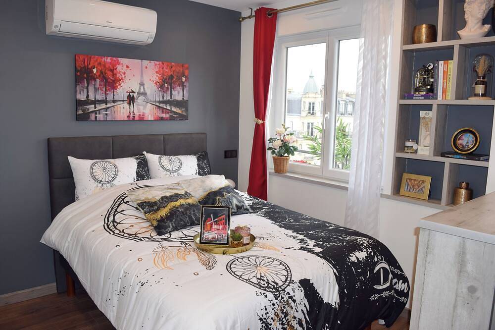 Entire apartment, Remarkable, air-con, 1-Bed Apartment by Paris in Le Kremlin-Bicêtre, Val-de-Marne
