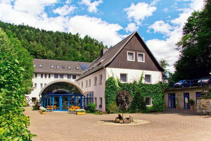 Hotel für 2 Personen, mit Terrasse und Garten sowie Sauna in Krippen - 2