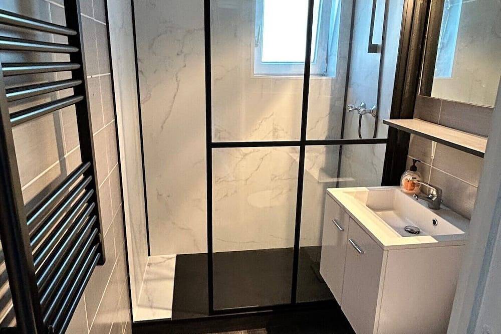 Belgischen küste: 6 Pers.haus mit privaten Garten im Ferienpark mit Pool/Wlan in Adinkerke, De Panne