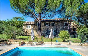 Gîte pour 6 personnes, avec jardin et piscine, animaux acceptés à Saint-André-d'Olérargues