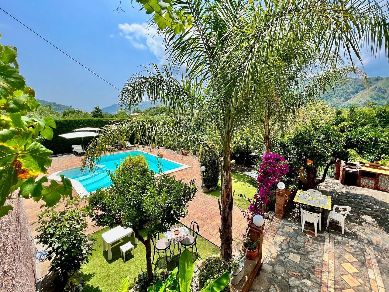 Holiday Home in Sicily near Mount Etna in Francavilla di Sicilia, Messina Province