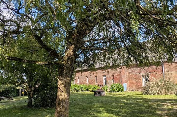 Location de vacances pour 14 personnes, avec Jardin à Berville