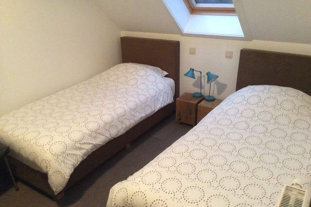 Kunstmin, confortable maison de vacances dans les régions d'Ypres et de Passendale in Zandvoorde, Zonnebeke