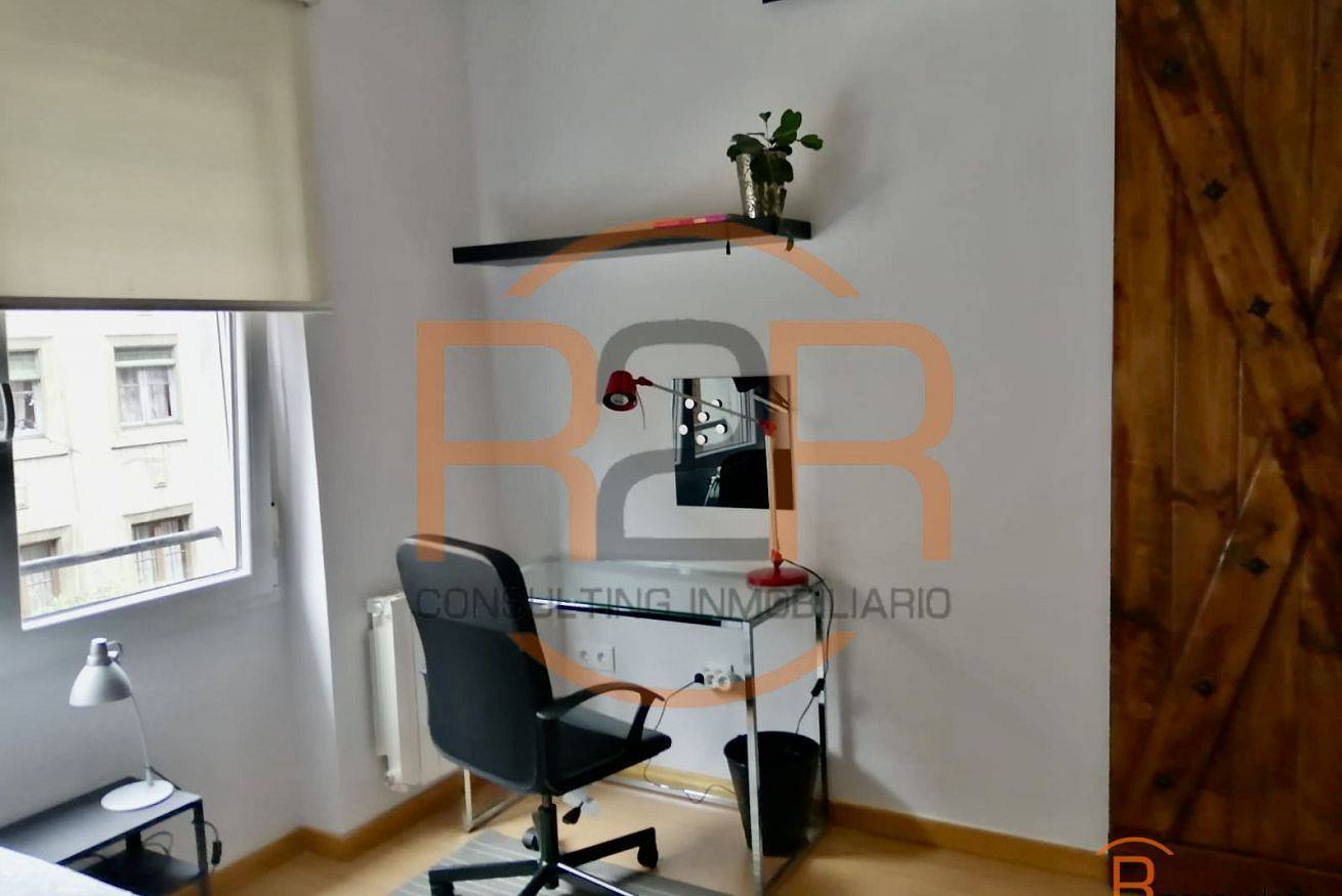 Appartement entier, 625B 4 Suites Pumarín in Oviedo, Chaîne Cantabrique