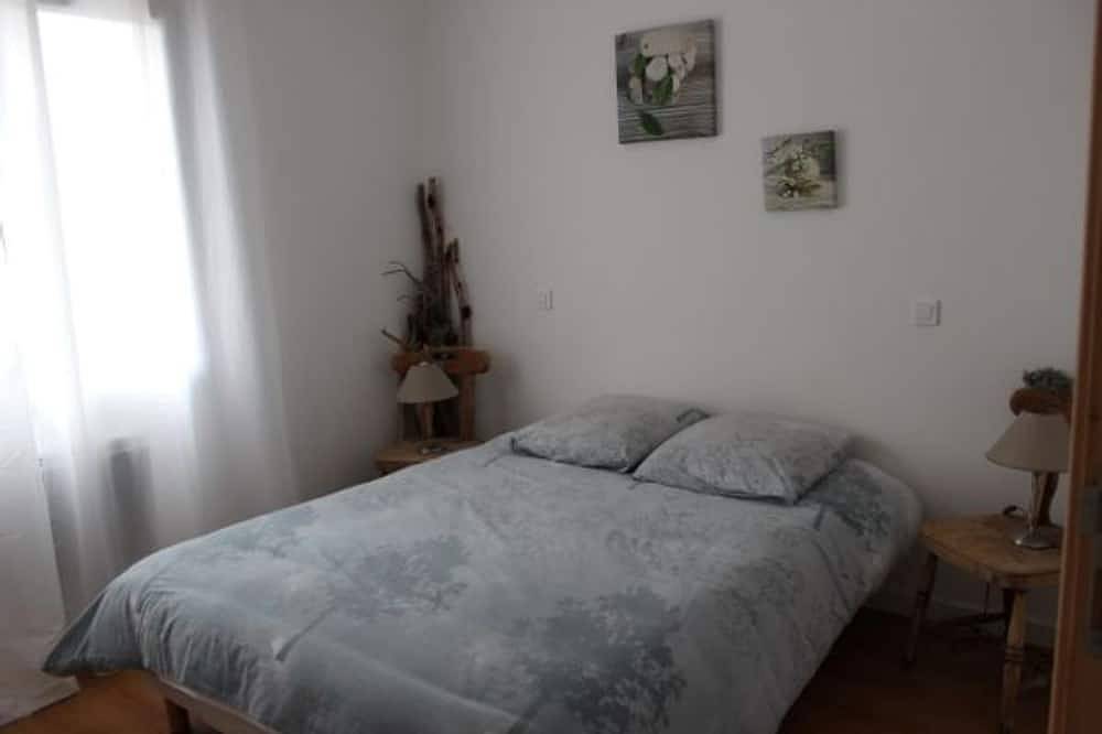 Timber-frame house ideal for trail riding, hiking and swimming in Albertacce, Regionaler Naturpark Korsika