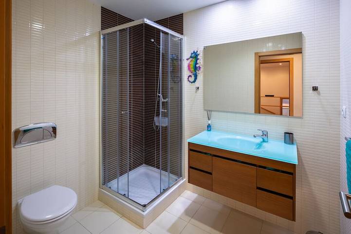 Ganze Wohnung, Neu 2019 Jacaranda Apt. Frontline w / A / C, Heizung, Luxusausstattung. Lizenz 89195 / Al in Olhão, Parque Natural da Ria Formosa