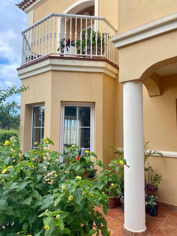 Casa de vacaciones para 6 personas, con piscina además de jardín y vistas en La Quinta