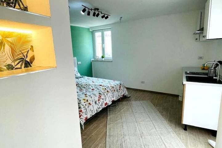 Appartement entier, Studio 250 m vom Meer entfernt im historischen Zentrum in Marina di Camerota, Camerota