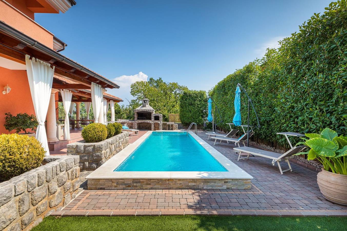 Villa Sole - mit beheiztem Pool, nahe dem Strand in Opatija in Ika, Opatija Riviera