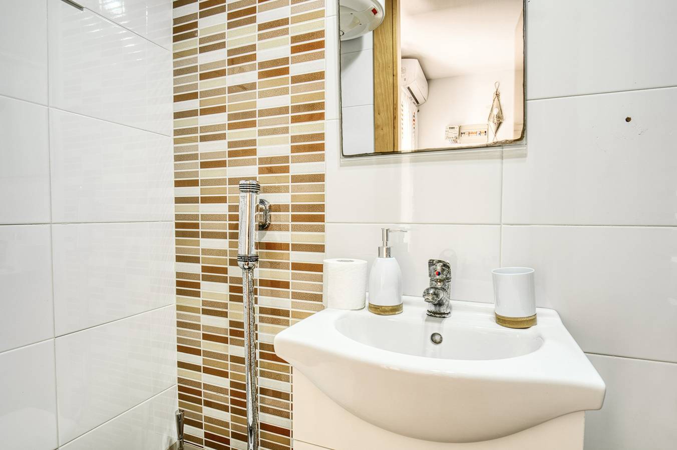 Appartement 'Cueva Alicante' met Wi-Fi en airconditioning, foto 12