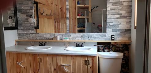 Log Cabin for 5 Guests in Wyoming, USA, Picture 1