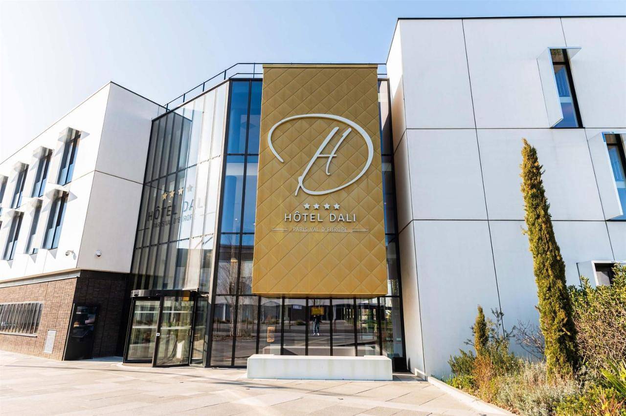 Hotel Dali Val d'Europe, Tapestry Collection by Hilton in Chanteloup-en-Brie, Seine-et-Marne