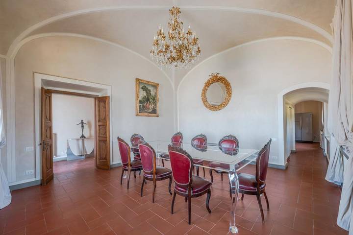 Villa pour 6 personnes, avec vue et piscine, animaux acceptés à Vinci - 2