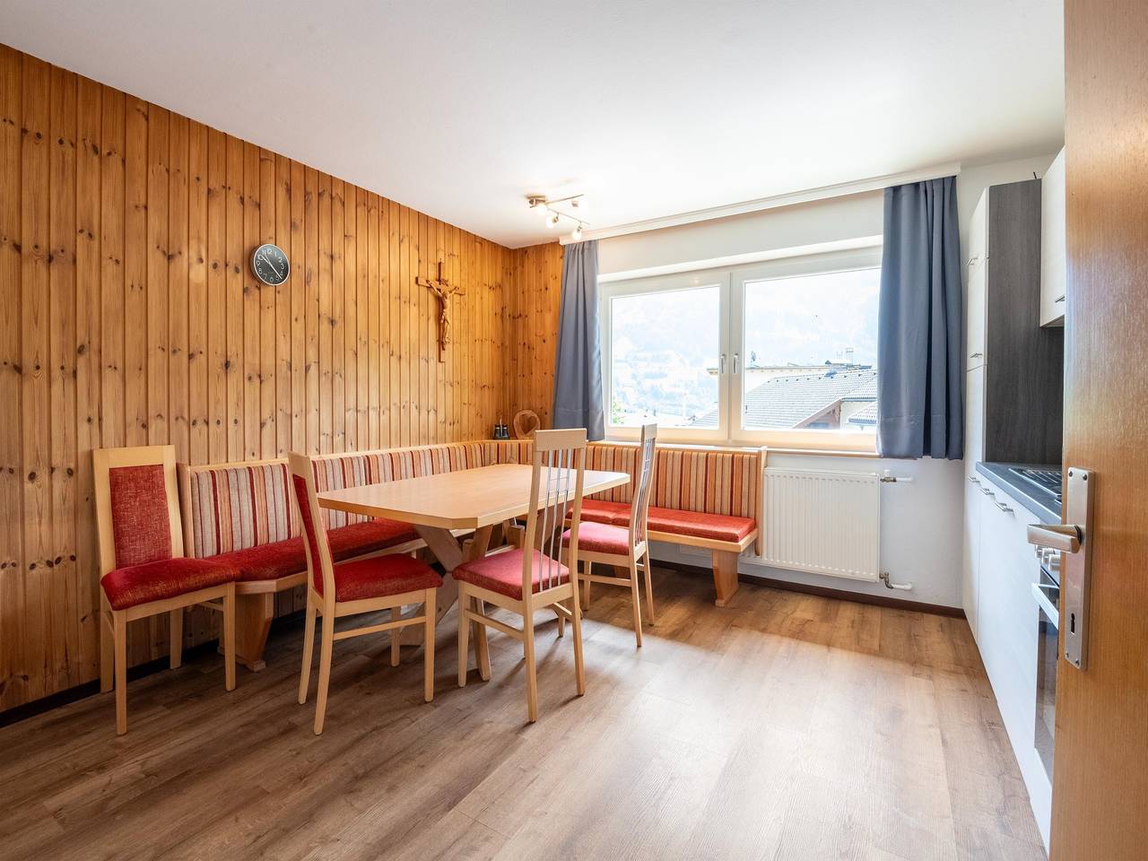 Chalet in Fügen nahe Spieljochbahn in Tuxer Alpen, Fügen