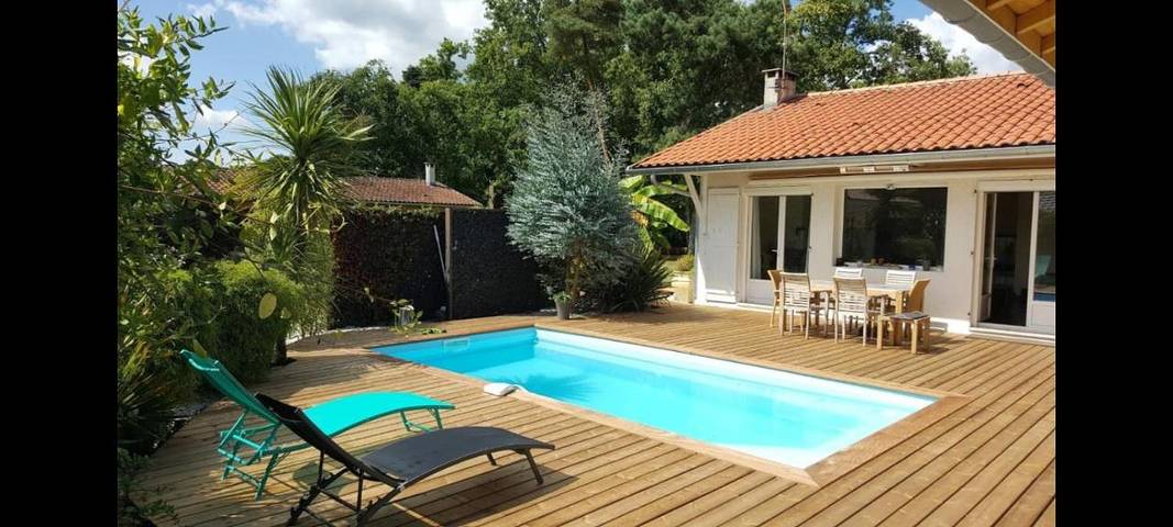 Gîte pour 2 personnes, avec piscine et jardin à Marcheprime