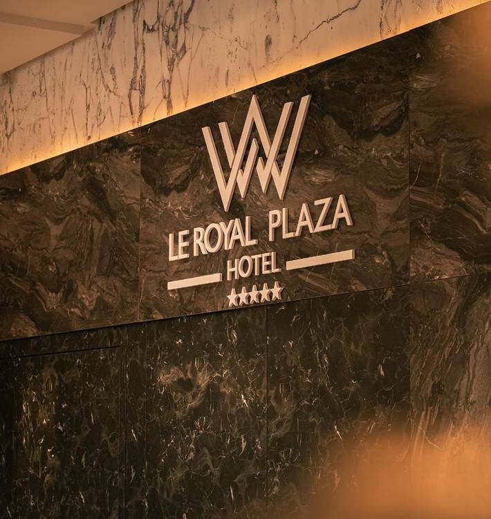 Hôtel pour 3 personnes, avec piscine et vue ainsi que jardin et sauna