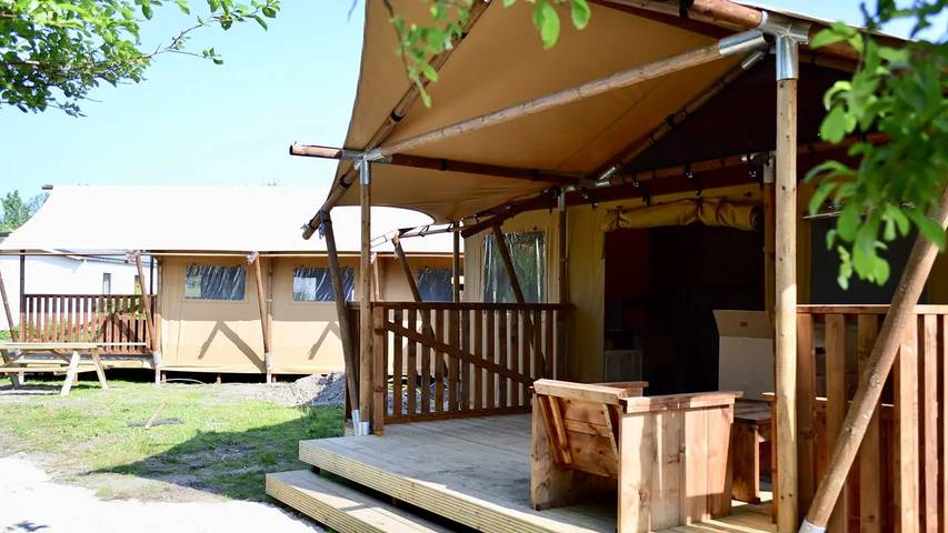 Ferienwohnung für 5 Personen, mit Garten in Westland