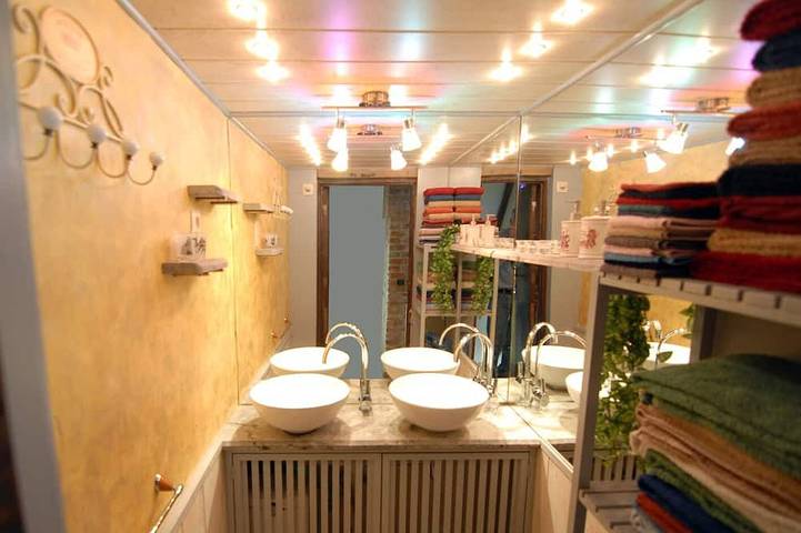 Appartement entier, Penthouse dans le centre médiéval de Bruges Jardin sur le toit et garage gratuit in Bruges, Flandre-Occidentale