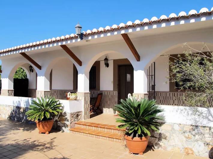 Casa rural para 5 personas, con piscina y terraza en Motril - 2