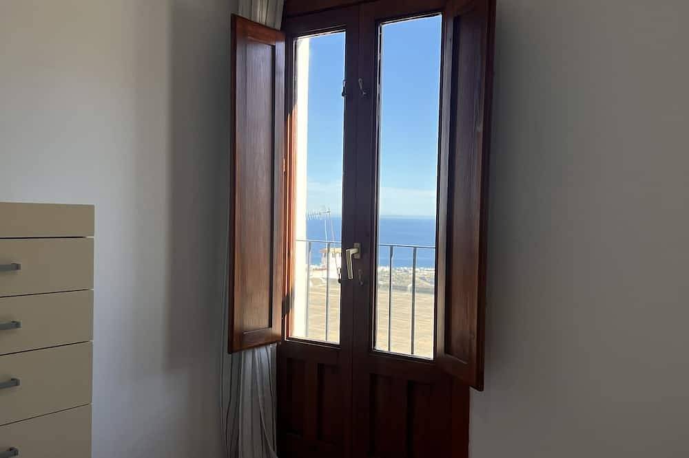 Entire apartment, Edanescapes - La Vista Azul. Sea View Apartment in Mojacar Pueblo, pet Friendly in Mojácar Pueblo, Mojácar