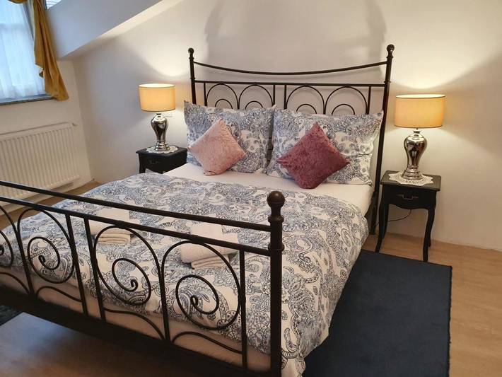 Gîte pour 2 personnes, avec Terrasse ainsi que Jardin et Vue à Sopron