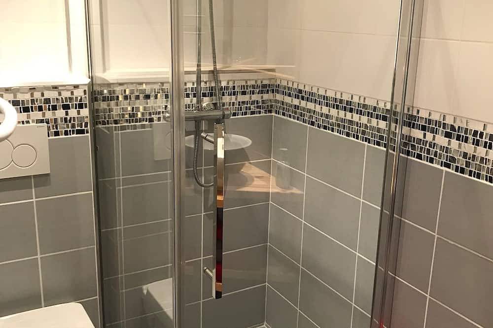 Appartement entier, Appartement alpin spacieux et élégant idéal pour les vacances d'été et d'hiver in La Chapelle-d'Abondance, Les Portes du Soleil